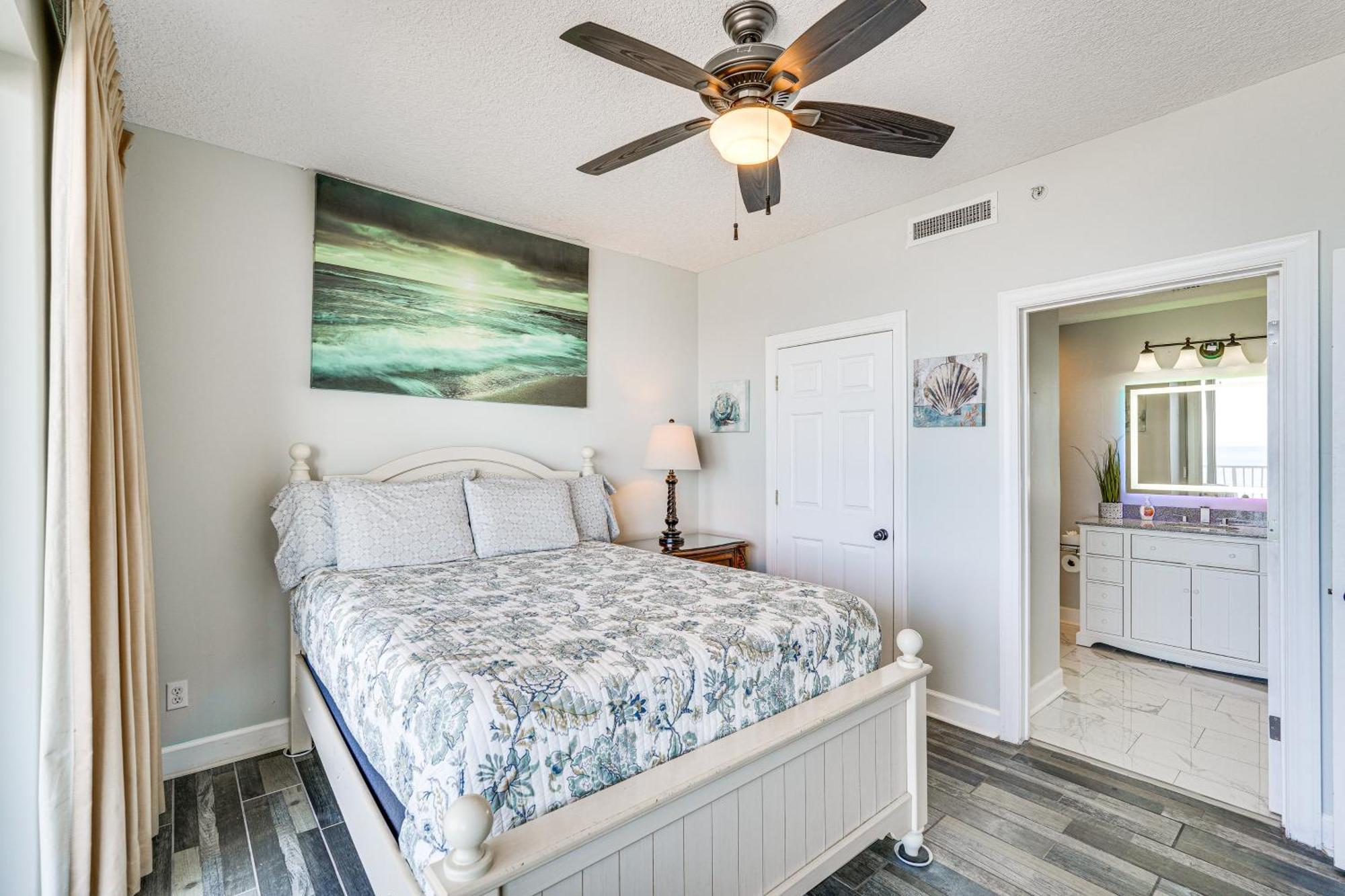 Apartment High-rise Pcb With Oceanfront Views And Pool! *
